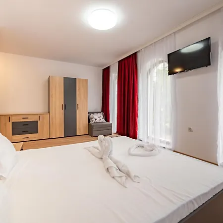 Aria - Guest Pensionat 3*